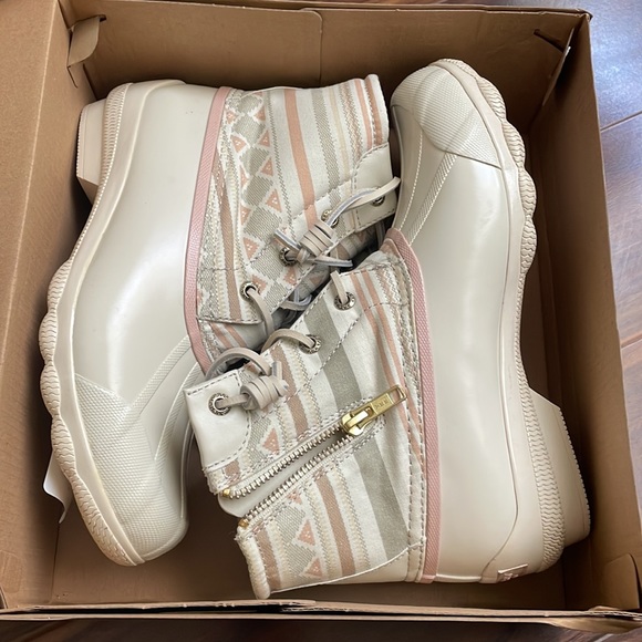 SPERRY TOP-SIDER Syren Gulf Playa Boot size 6.5 - Picture 6 of 7